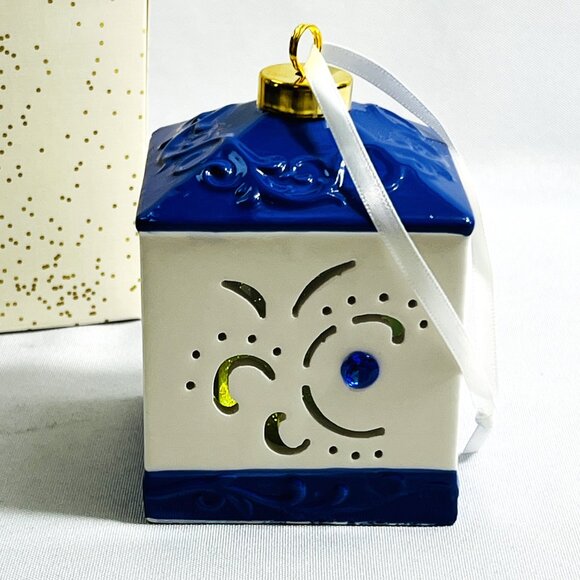 Holiday LED Red Blue Ceramic Ornament Color Changing by Lightscapes Box 4” - Picture 4 of 7